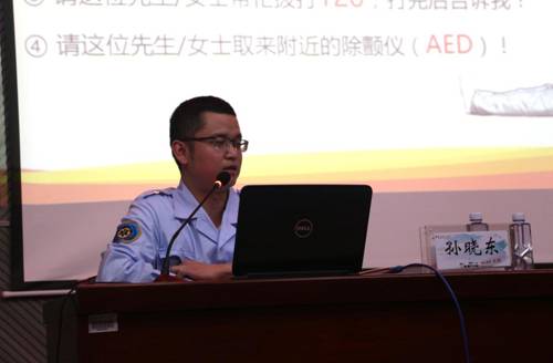 http://www.qzqgxy.com/__local/2/D6/62/8E9FEF0DFC479E1DB1171813180_CECCFC6B_AED3.jpg